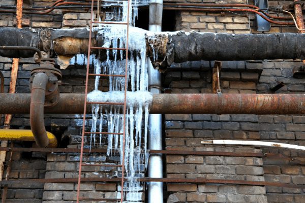 How To Avoid Frozen Water Pipes